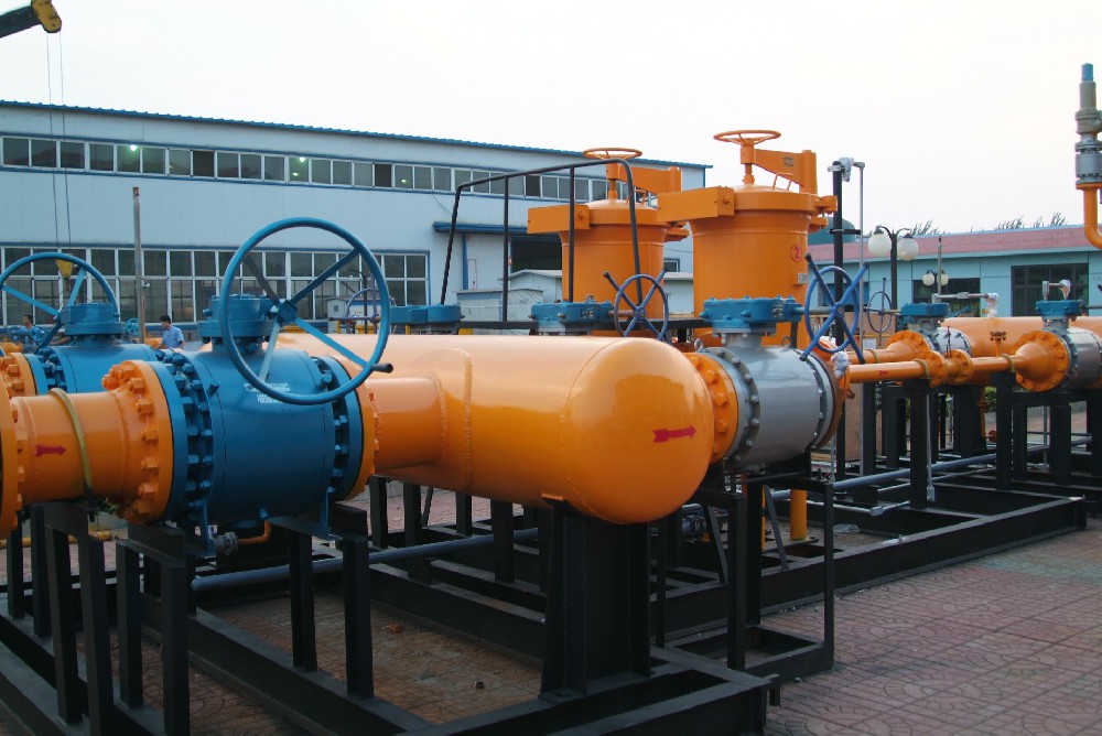 石油化工設(shè)備的守護神：晨虹推出適合刷新維護的醇酸清漆