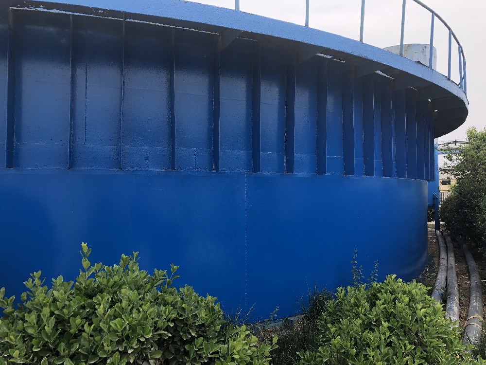 建筑外墻，煥然一新：揭秘適合建筑外墻刷新的醇酸底漆力量