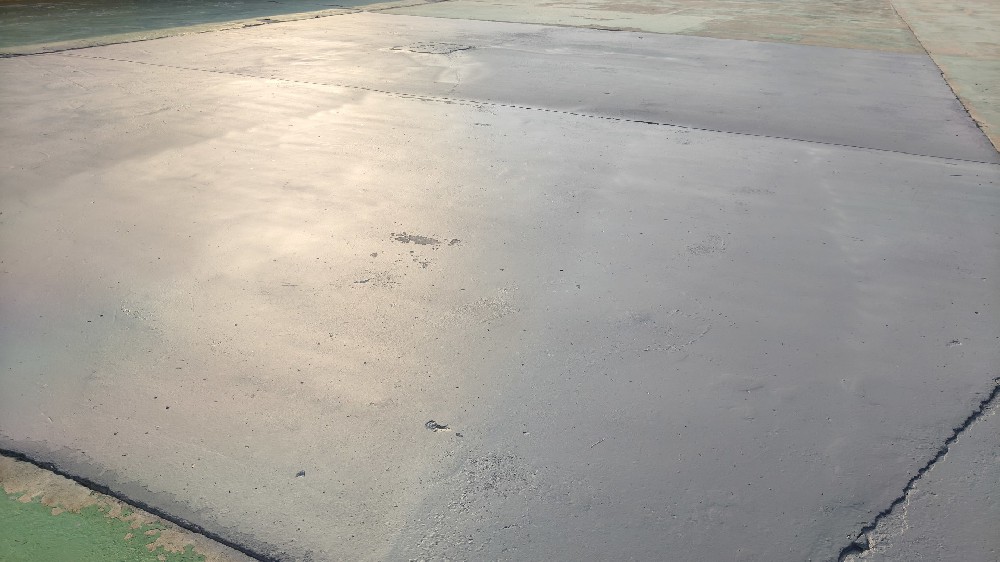 水泥面的華麗轉身：晨虹醇酸面漆，打造完美涂裝